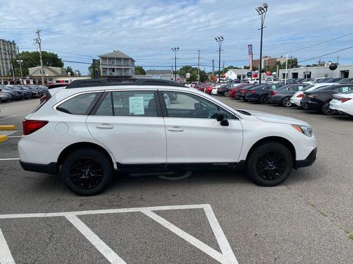 2017 Subaru Outback 2.5i