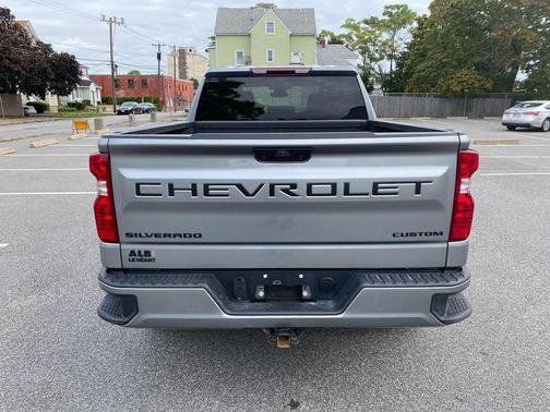 2023 Chevrolet Silverado 1500 Custom