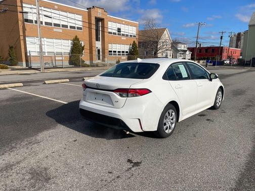 Ice Cap 2023 Toyota Corolla LE