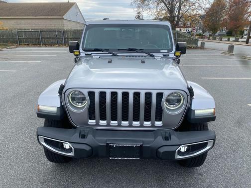 2020 Jeep Gladiator Overland