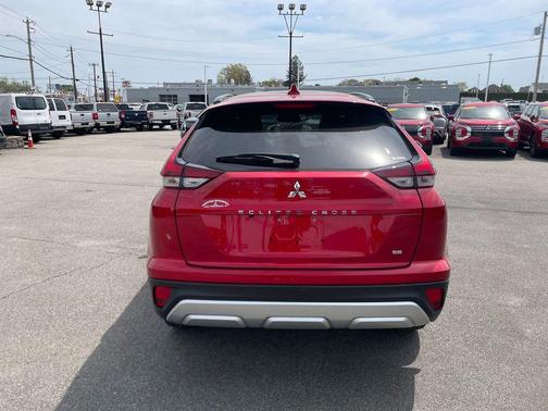 Red Diamond 2024 Mitsubishi Eclipse Cross SE