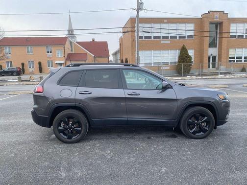 2019 Jeep Cherokee Altitude