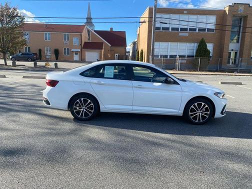 2025 Volkswagen Jetta 1.5T Sport