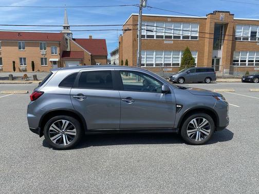 2023 Mitsubishi Outlander Sport 2.0 ES