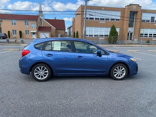 2014 Subaru Impreza 2.0i Premium