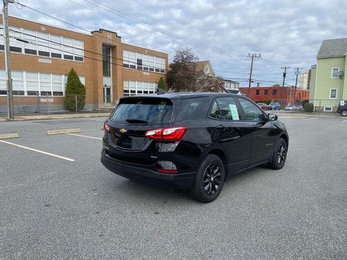 2021 Chevrolet Equinox LS