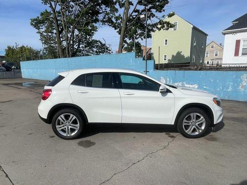 Cirrus White 2015 Mercedes-Benz GLA-Class 4MATIC