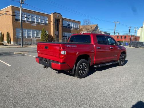 2017 Toyota Tundra Limited