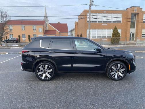 2026 Mitsubishi Outlander SE 2.5 S-AWC