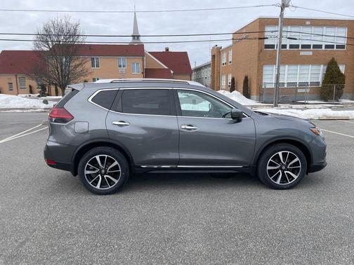 2018 Nissan Rogue SL