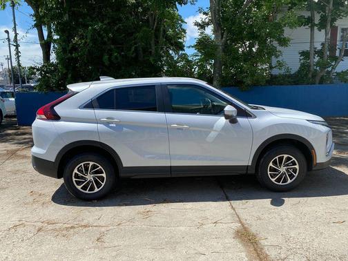 2025 Mitsubishi Eclipse Cross ES