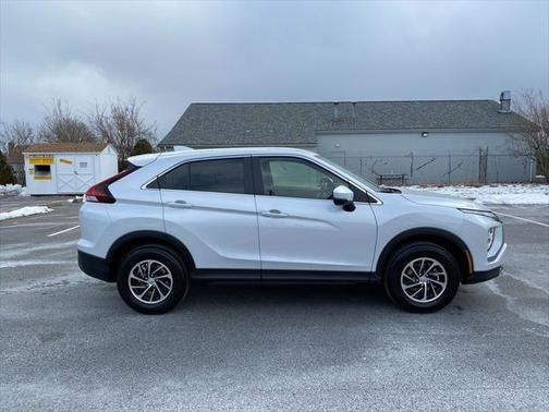 2025 Mitsubishi Eclipse Cross ES