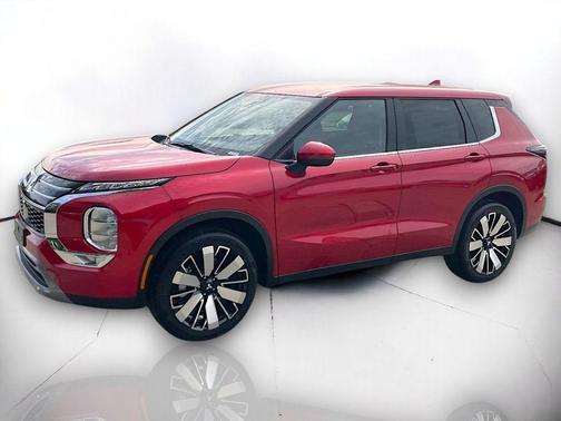 Red Diamond 2026 Mitsubishi Outlander SE