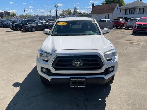Super White 2021 Toyota Tacoma SR5