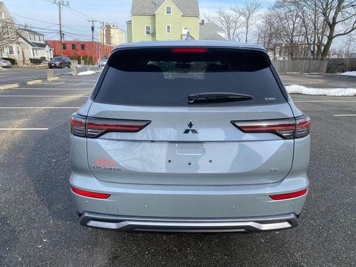 2026 Mitsubishi Outlander SE 2.5 S-AWC