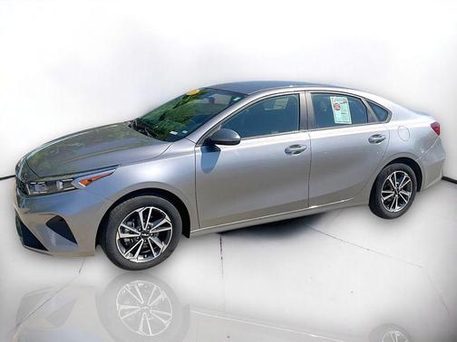 Steel Gray 2024 Kia Forte LXS