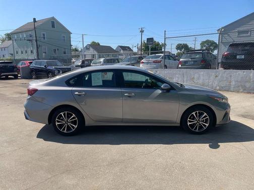 Steel Gray 2024 Kia Forte LXS