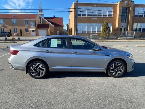 2024 Volkswagen Jetta 1.5T SEL
