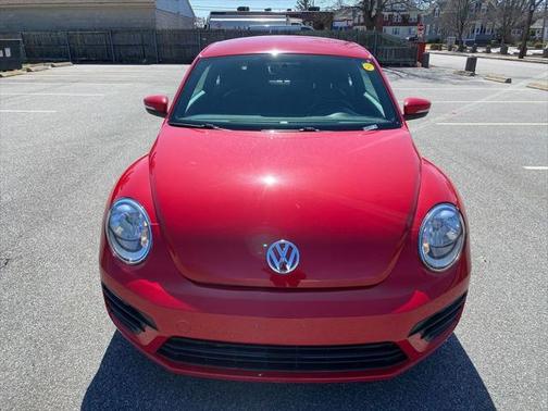 2019 Volkswagen Beetle 2.0T SE