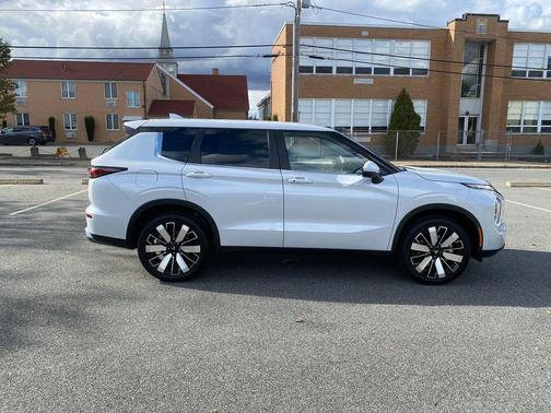 2025 Mitsubishi Outlander SE 2.5 S-AWC