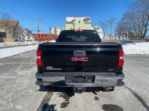 2017 GMC Sierra 2500 SLT