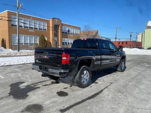 2017 GMC Sierra 2500 SLT