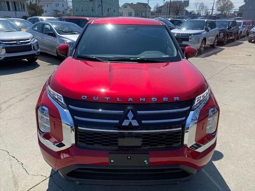 2025 Mitsubishi Outlander ES 2.5 S-AWC