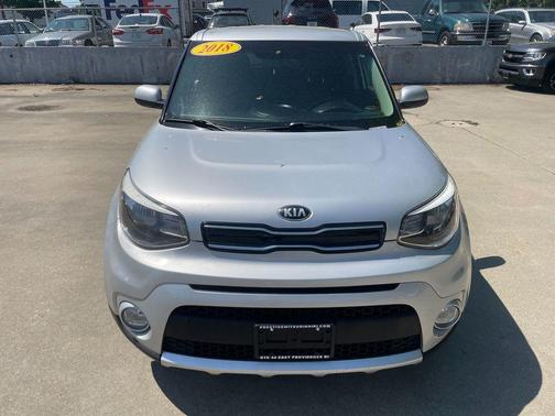 Bright Silver 2018 Kia Soul +