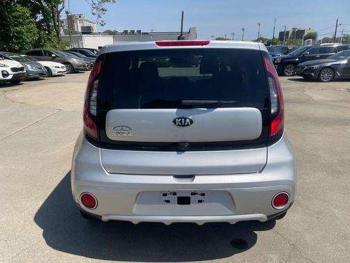 Bright Silver 2018 Kia Soul +