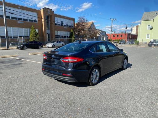 2019 Ford Fusion Hybrid SE