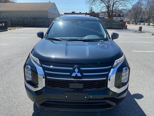2025 Mitsubishi Outlander ES 2.5 S-AWC