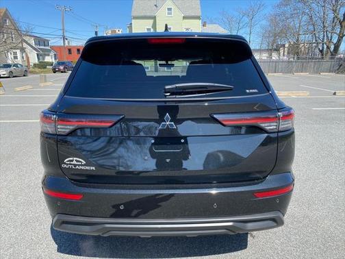 2025 Mitsubishi Outlander ES 2.5 S-AWC