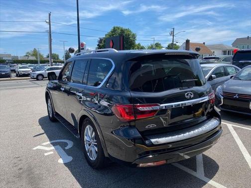 2018 INFINITI QX80 Base