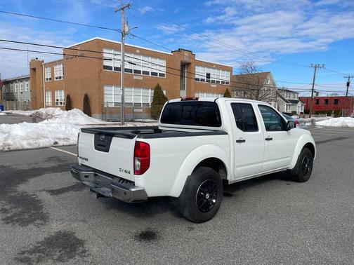 2014 Nissan Frontier SV