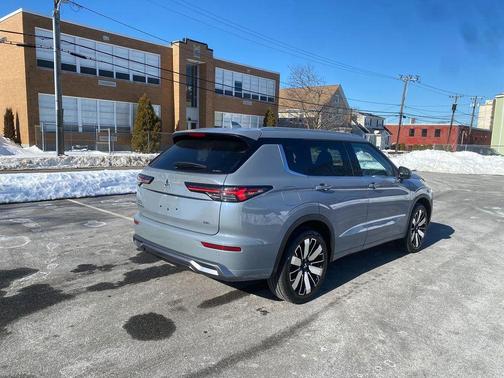 2026 Mitsubishi Outlander SEL 2.5 S-AWC