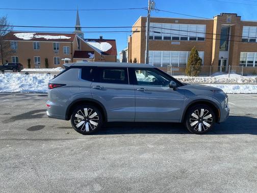 2026 Mitsubishi Outlander SEL 2.5 S-AWC