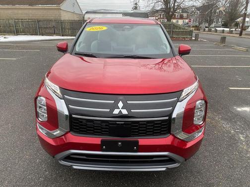 2025 Mitsubishi Outlander PHEV SEL