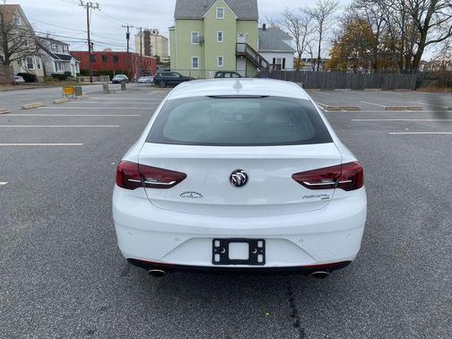 2019 Buick Regal Sportback AWD Essence