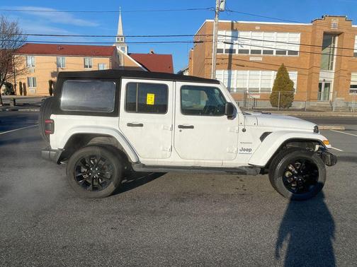 2023 Jeep Wrangler 4xe Sahara