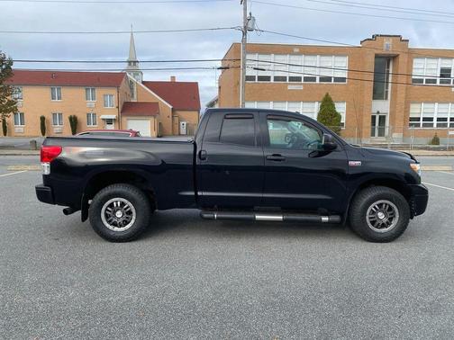 2011 Toyota Tundra Grade