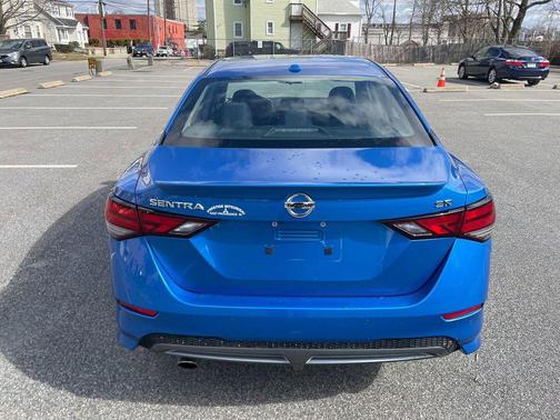 2020 Nissan Sentra SR