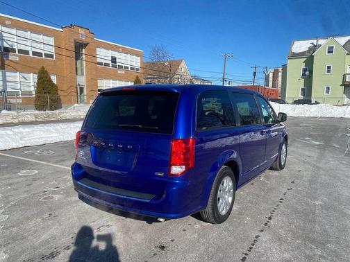 Indigo Blue Clearcoat 2018 Dodge Grand Caravan SE