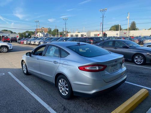2015 Ford Fusion S