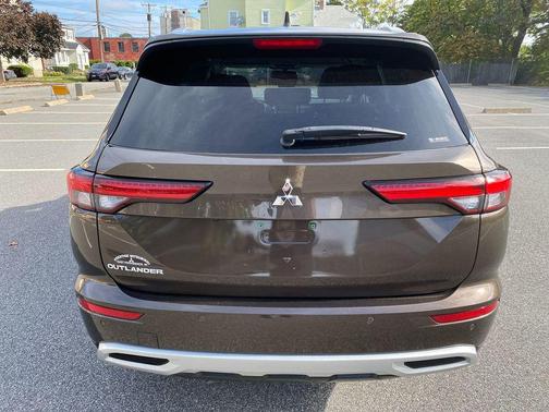 2022 Mitsubishi Outlander SEL Special Edition S-AWC