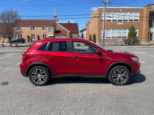 Rally Red Metallic 2019 Mitsubishi Outlander Sport 2.0 ES