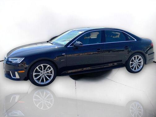 Mythos Black Metallic 2019 Audi A4 45 Premium