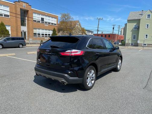 Black Metallic 2021 Ford Edge Titanium