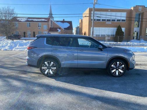 2026 Mitsubishi Outlander SE 2.5 S-AWC