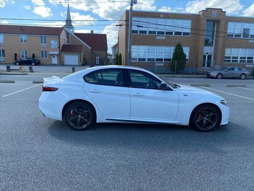 2019 Alfa Romeo Giulia Ti Sport