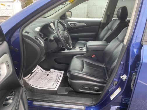 Caspian Blue Metallic 2019 Nissan Pathfinder SL